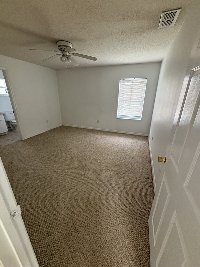 Photo - 5 Wood Arbor Ln