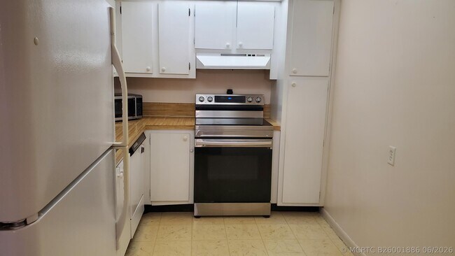 Photo - 1400 St Charles Pl Unit 608