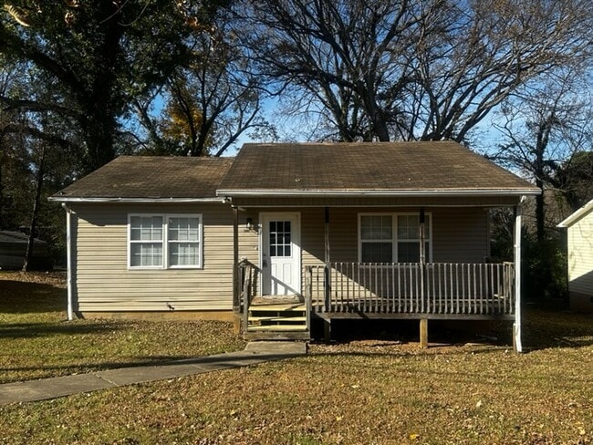 Building Photo - Great 3 Bedroom, 2 Bath home in High Point!