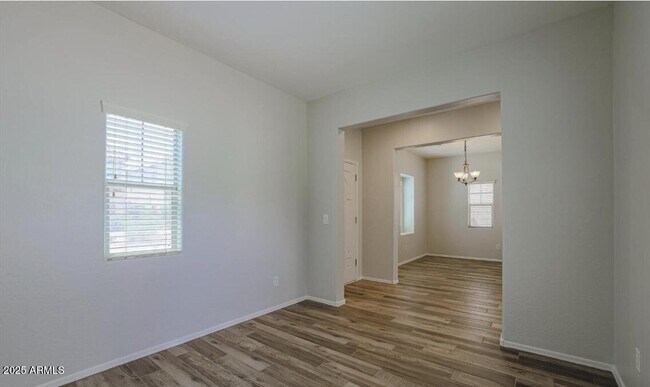 Photo - 481 N Citrus Ln