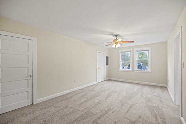 Photo - 10303 Crain Hwy Unit 1