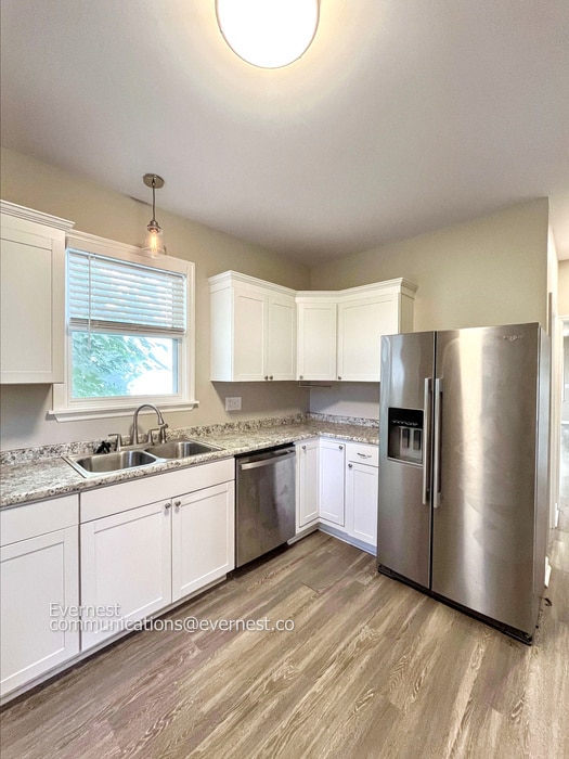 Photo - 610 N 9th St