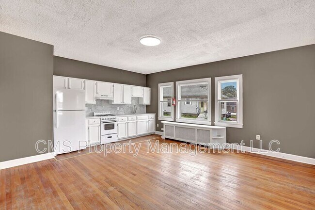 Photo - 44 Dover Ave Unit C