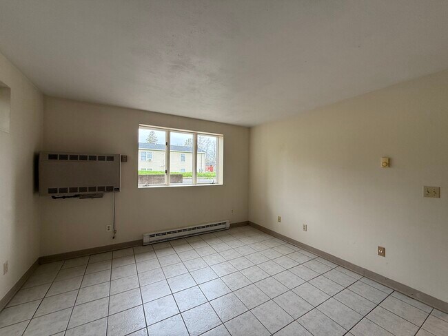 164 Kendall Ave Unit 1
