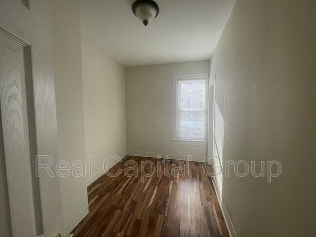 Photo - 646 Lansing St Unit 1st floor