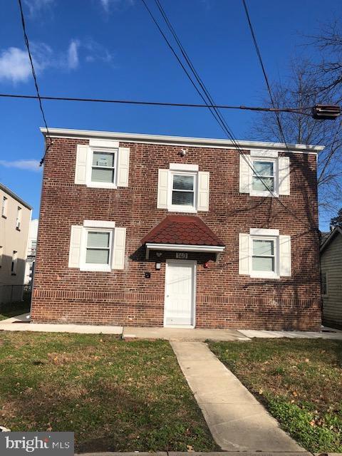 Building Photo - 140 Moffatt Ave Unit 4