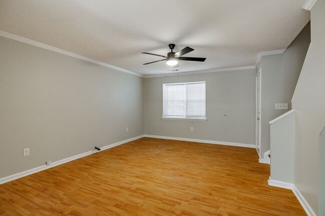 Photo - 215 Jennings Mill Rd Unit A