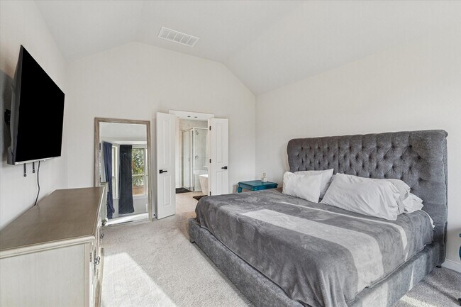 Photo - 7933 Spring Run Dr