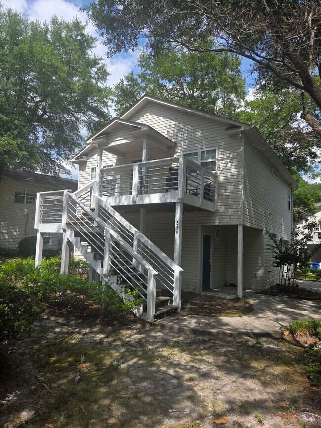 Photo - 318 Brickle Ave
