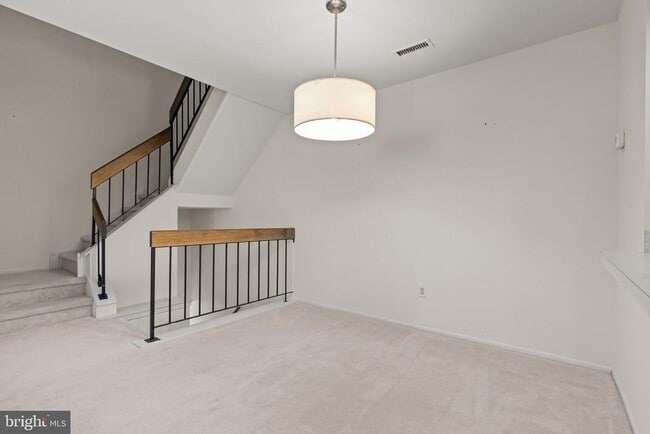 Photo - 616 Society Pl