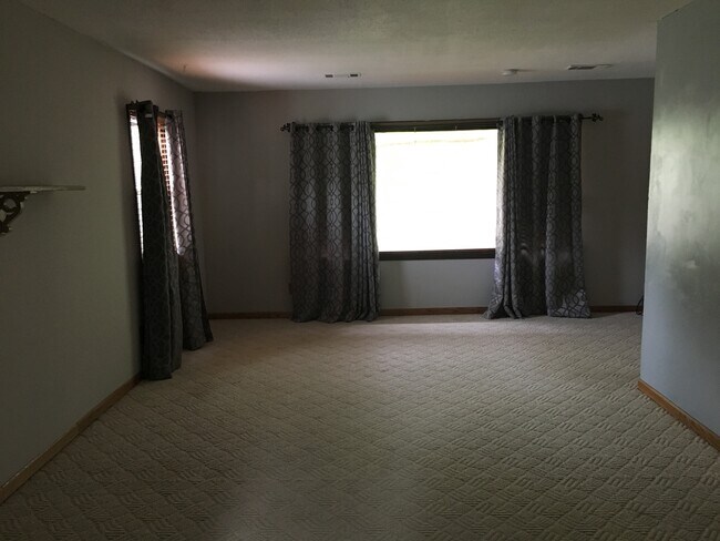 Photo - 154 Liberty Rd