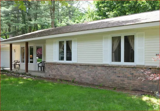 Building Photo - 3229 Elderwood Ave Rental