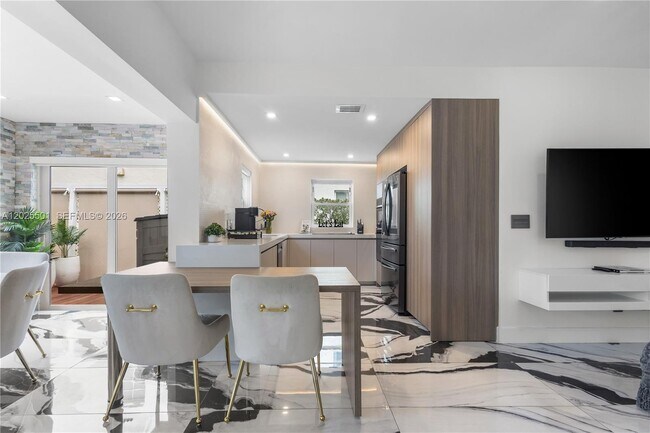 1544 Michigan Ave Unit 0