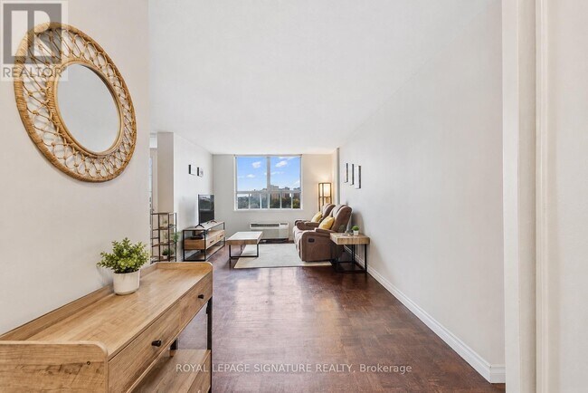 Photo - 2825 Islington Ave. Unit 905