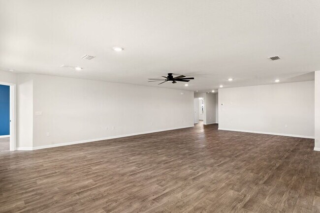 Photo - 152 Ryder Ln