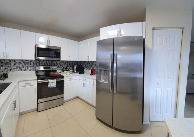Photo - 17163 NW 23rd St
