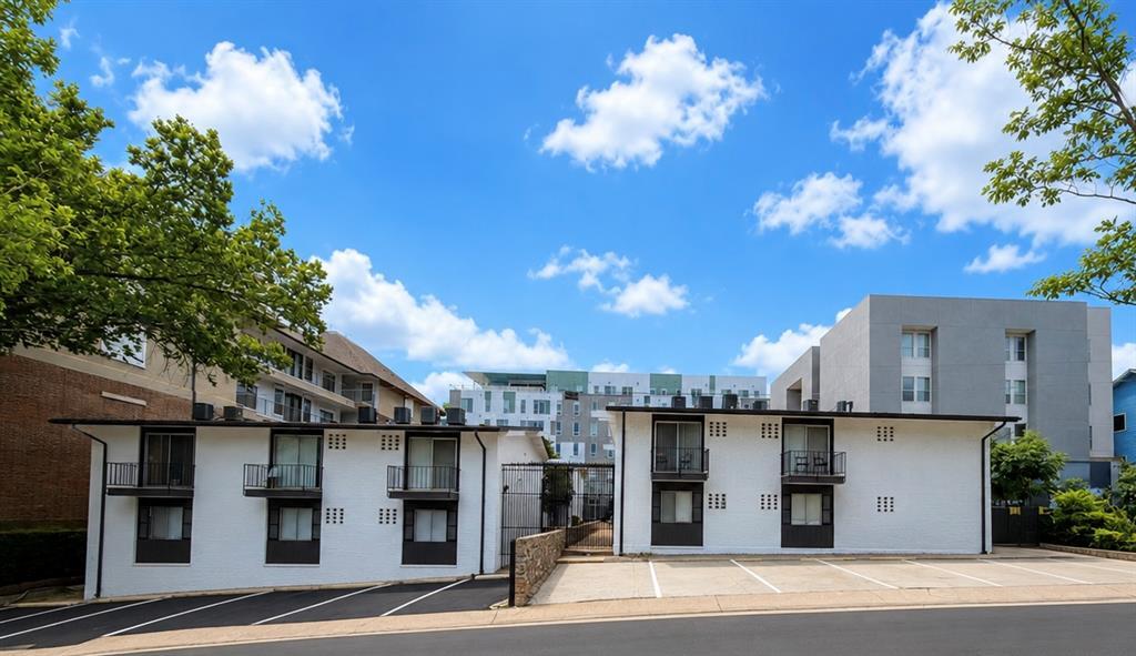 Photo - 2612 Salado St Unit 102