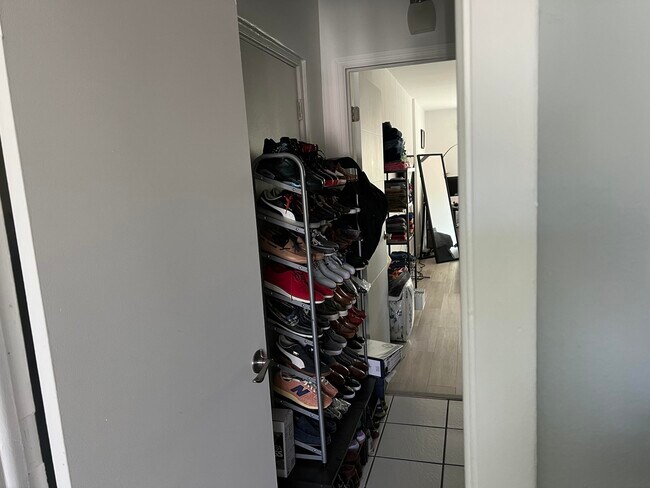 Photo - 445 NE 109th St Unit 4