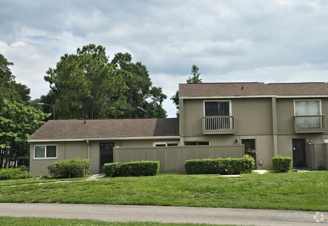 Building Photo - 7922 Citrus Dr Unit 7922 Citrus Drive Rental