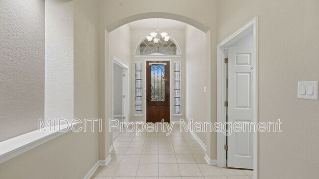 Photo - 842 Santa Cruz Ln