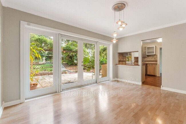 Photo - 1207 Briercliff Dr