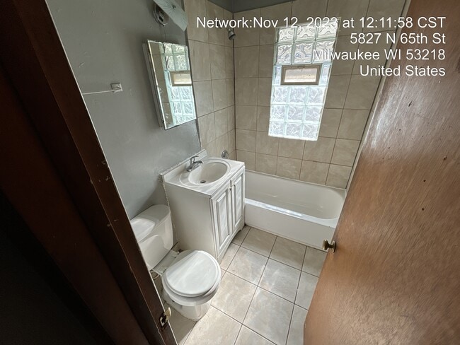 Photo - 5827 N 65th St