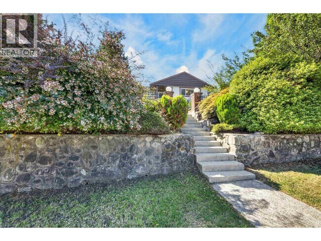 4116 Gilpin Crescent