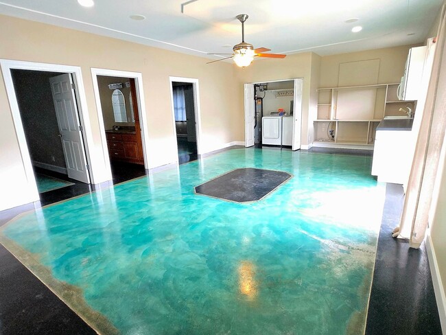 Photo - 272 Halenani Dr Unidad Main House