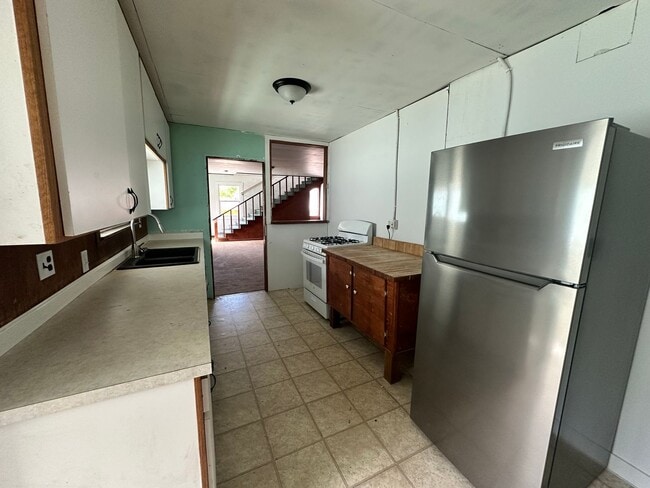 Photo - Large 4 Bedroom Apartment in Canyonville