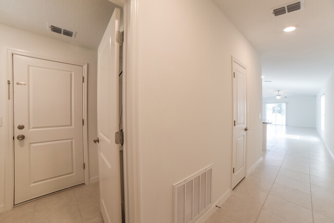 Photo - 4117 84th Ct E