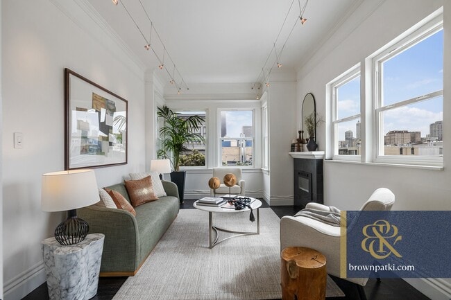 Photo - 382 Green St Unit 5