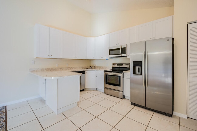 Photo - 5532 Golden Eagle Cir