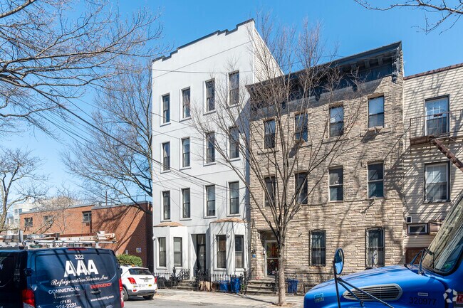 Photo - 117 N 4th St