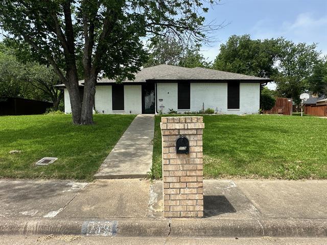 Photo - 719 Athenia Way House