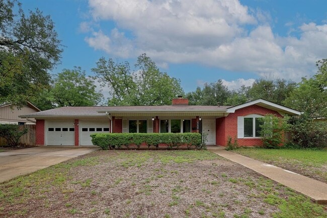 Building Photo - 8609 Melshire Dr