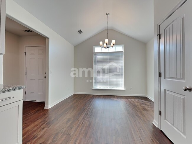 Photo - 4 Buxton Ave