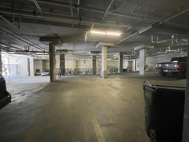 Photo - 910 W 25th St Unit 203