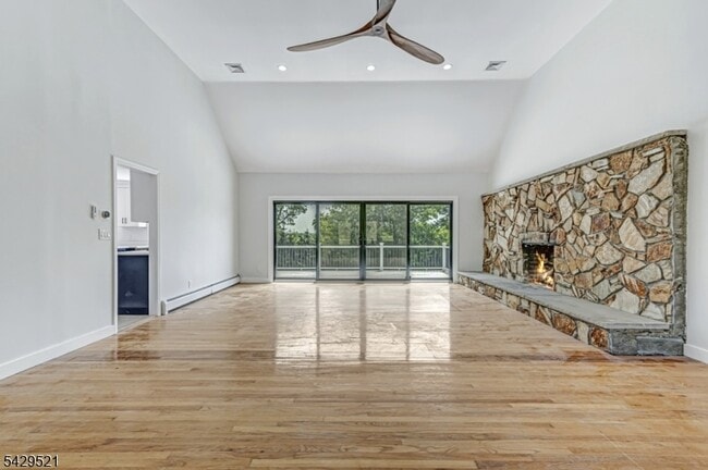 Photo - 136 Carlough Rd