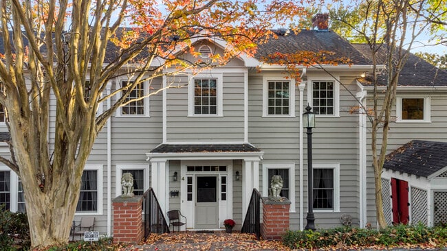 Photo - 4 Ansley Dr NE