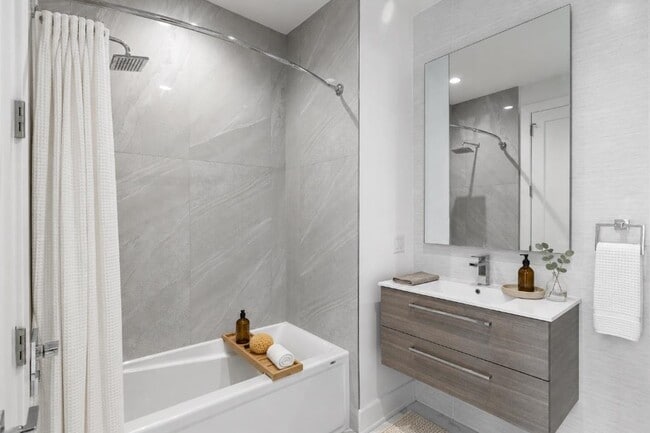 Photo - 6025 JFK Blvd E Unit 609