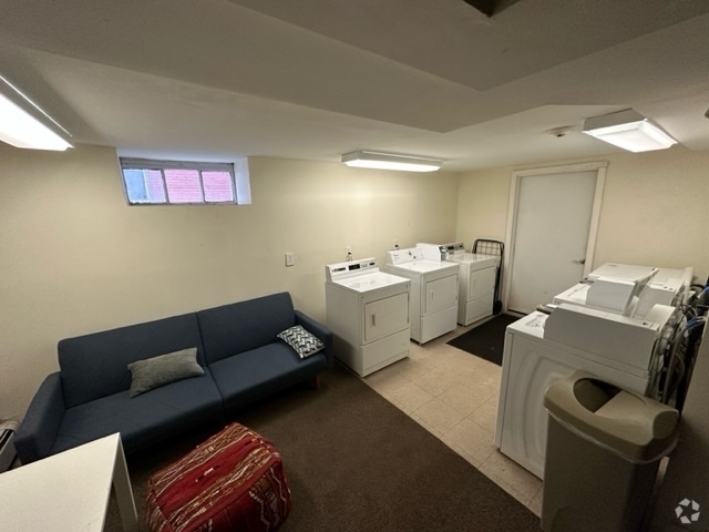 Building Photo - 54 Ashford St Unit 6 Rental