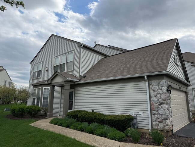 Building Photo - 3129 Ollerton Ave Unit 3129