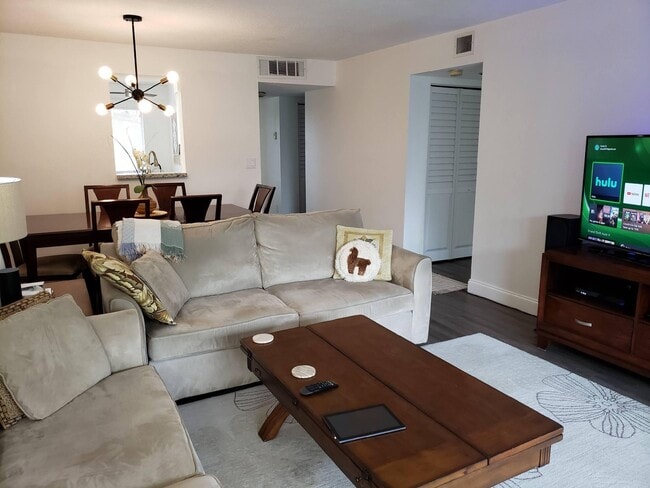 Photo - 7281 Amberly Ln Unit 401