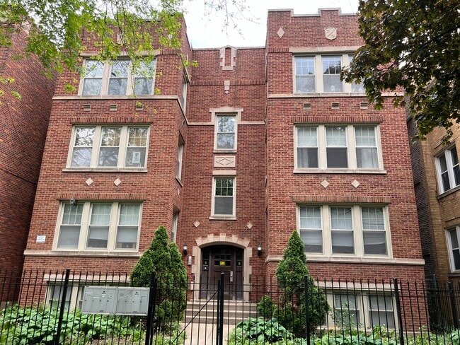 Photo - 5033 N Springfield Ave Condo Unit 1N