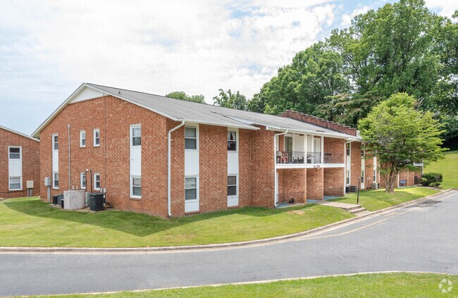 Photo - Woodbridge Condominiums