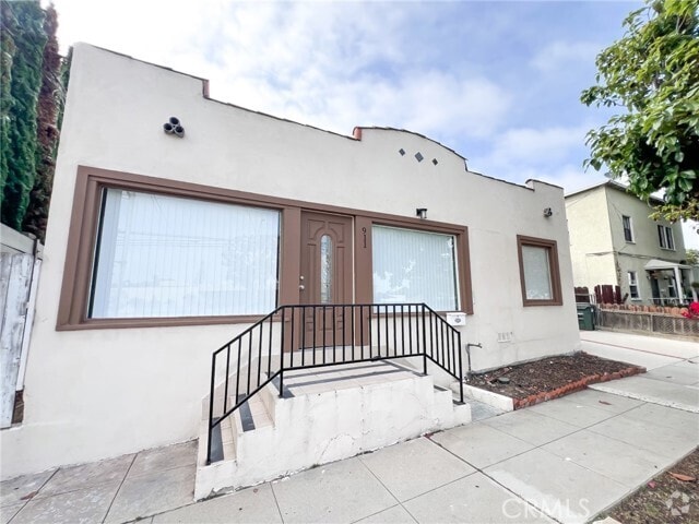 Building Photo - 911 Beryl St Rental