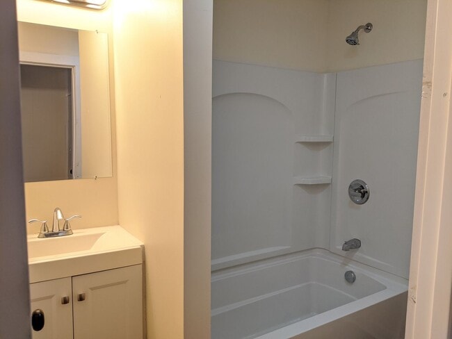 Photo - 487 W Grand Ave Unit 487 W. Grand Ave.