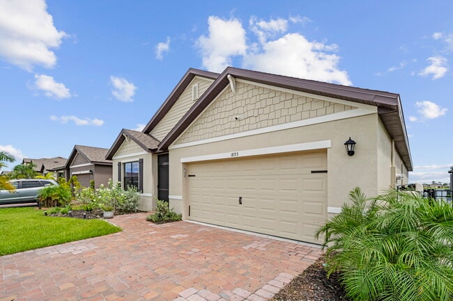 Building Photo - 1893 Capital Dr SE