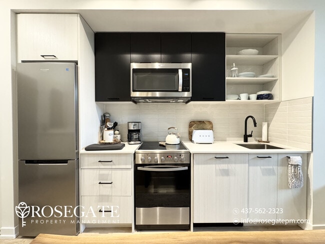 Building Photo - Pet-Friendly 1-Bedroom Condo with Locker – Old Toronto Unit 116