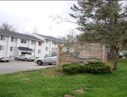 Walnut Hills (Patriot Crossings) - Walnut Hills (Patriot Crossings) Apartments